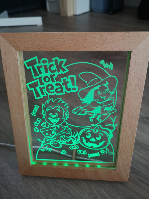 Framed Halloween light - Image 7