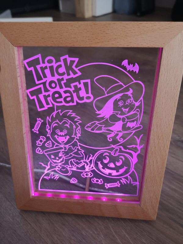 Framed Halloween light - Image 3